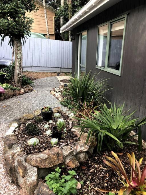 Queens Drive Oneroa Exterior foto